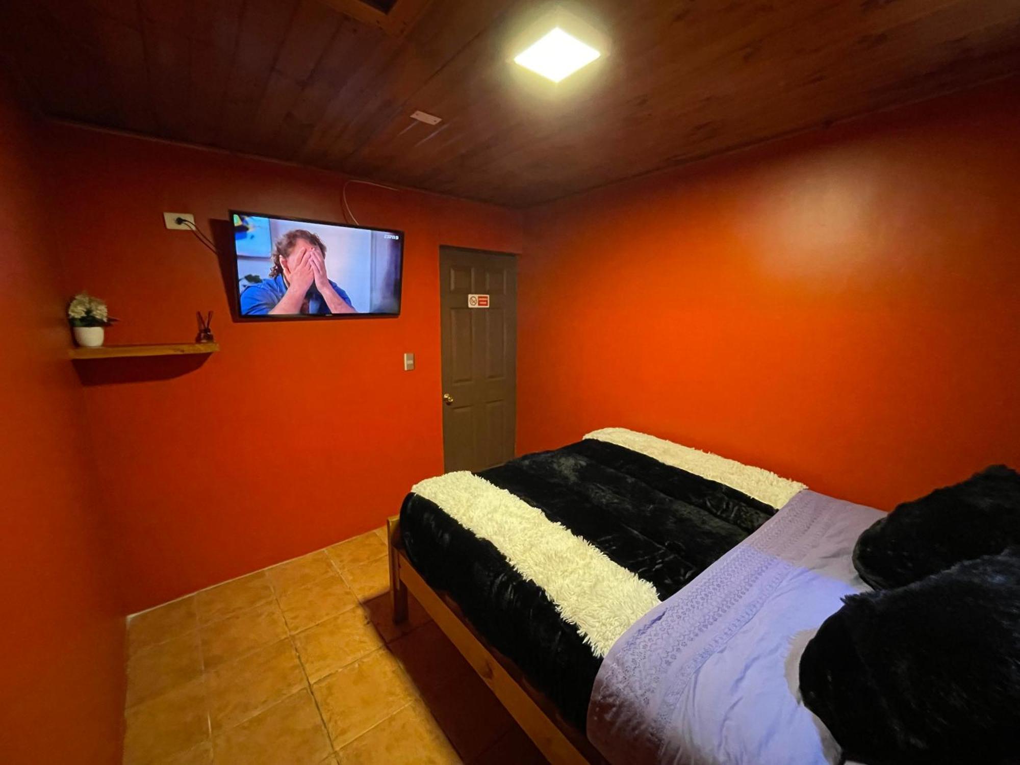 Residencial Don Santiago Bed and Breakfast Talca  Buitenkant foto